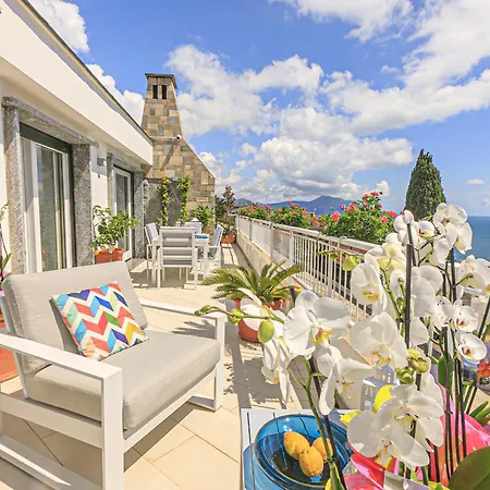 Carpediem Dream House * Janov